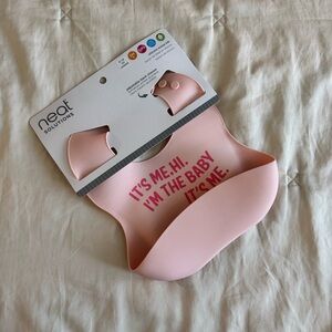 Neat Solutions Silicone Scoop Bib